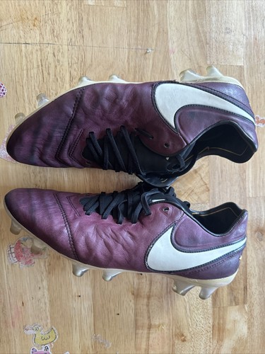 NIKE TIEMPOPROXIMOSE IC26.5㌢ピルロ NIKE TIEMPOPROXIMOSE IC26.5㌢ピルロ - メルカリ