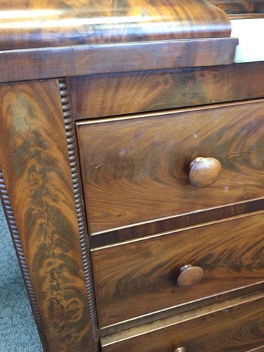 Stunning Ca. 1850 Meeks 3 pc.crotch mahogany bedroom set