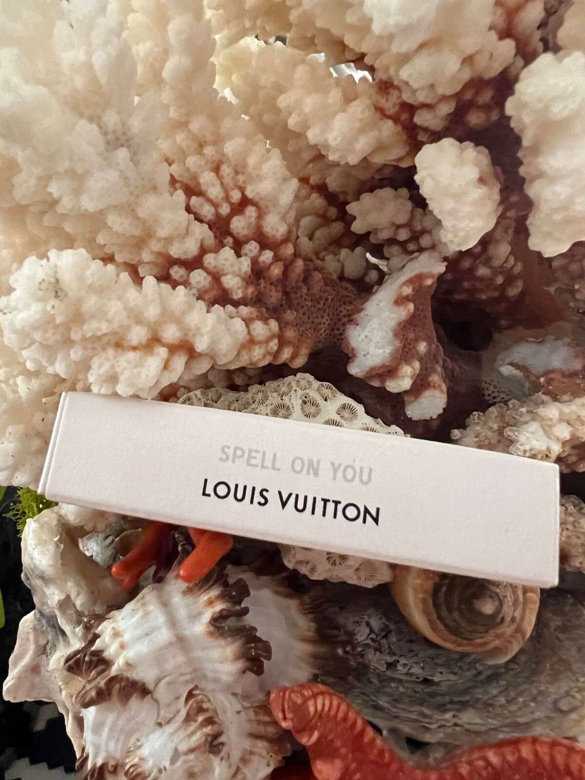 Louis Vuitton Spell On You Eau De Parfum Sample Spray - 2ml Louis Vuitton Spell On You Eau De Parfum Sample Spray - 2ml