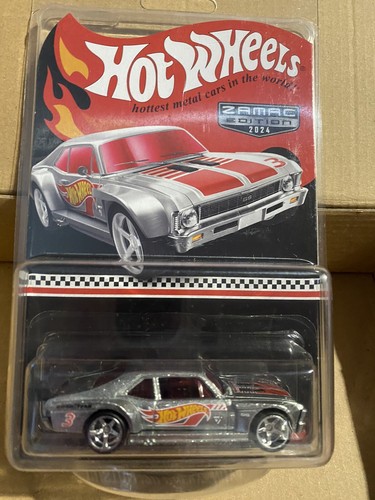 Hot Wheels カスタム'70シボレー・ノヴァ Amazon.com: Hot Wheels Premium Boulevard Custom '70 Chevy