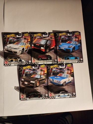 【送料無料】 Hot Wheels Boulevard 5台セット Hot Wheels Premium Boulevard Mix - Complete Set of 5