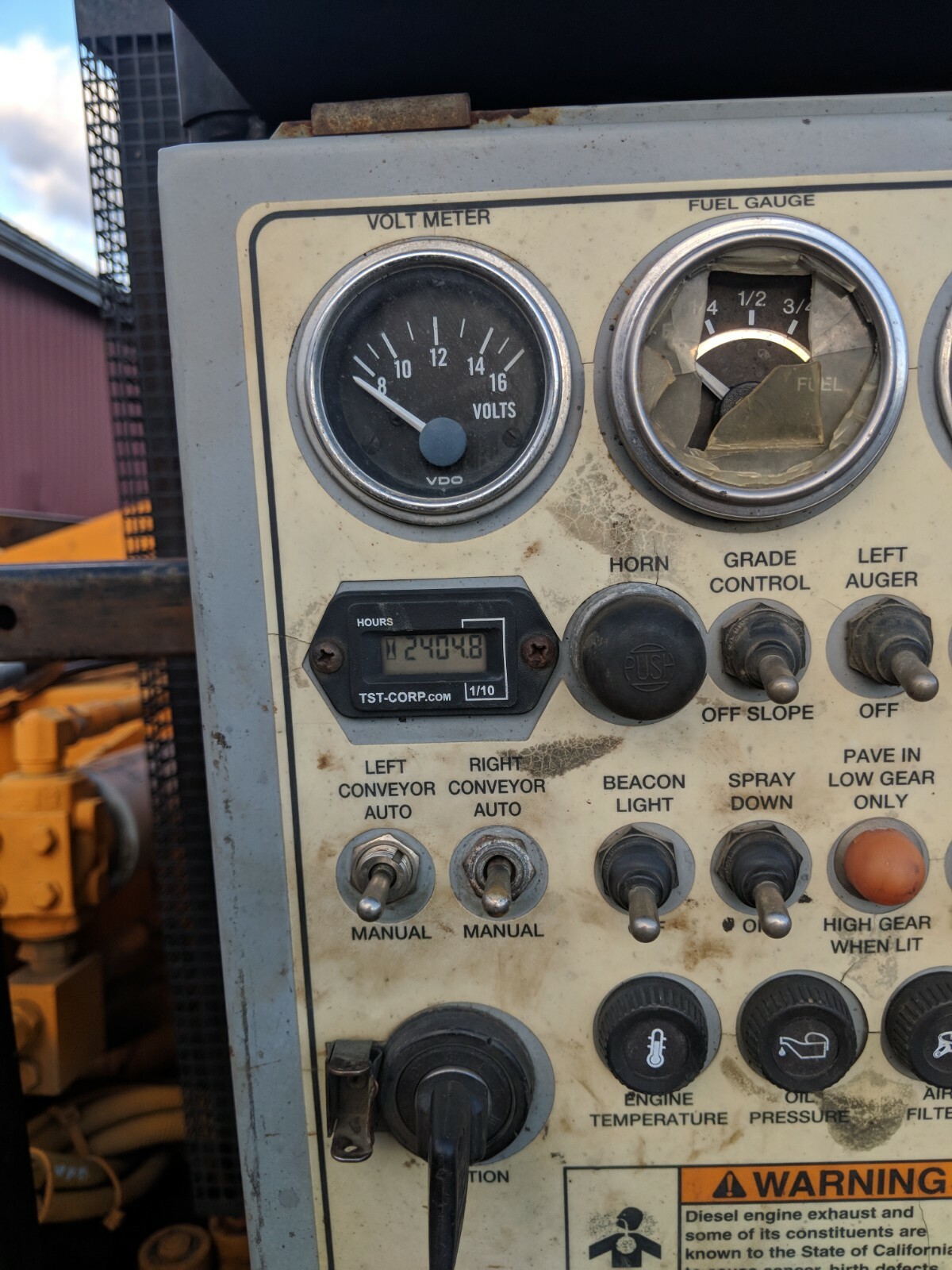 Asphalt paver leeboy 8500, 8 to 15 screed , propane heat