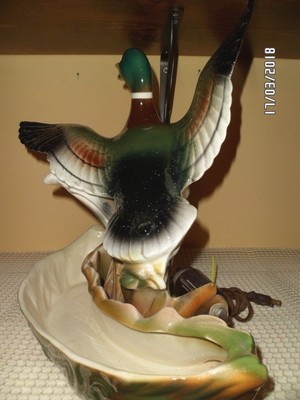 VINTAGE: MID CENTURY 1950's TV LAMP: LARGE FLYING MALLARD DUCK; FRONT PLANTER