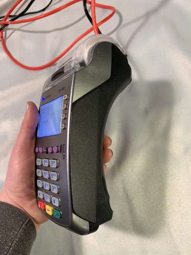Verifone vx520 credit card w/ chip reader ~ includes power adapter