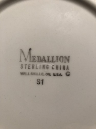 6 Sterling China MEDALLION 12-Sided Restaurant Ware GREEN LINE 6 1/2” Plates