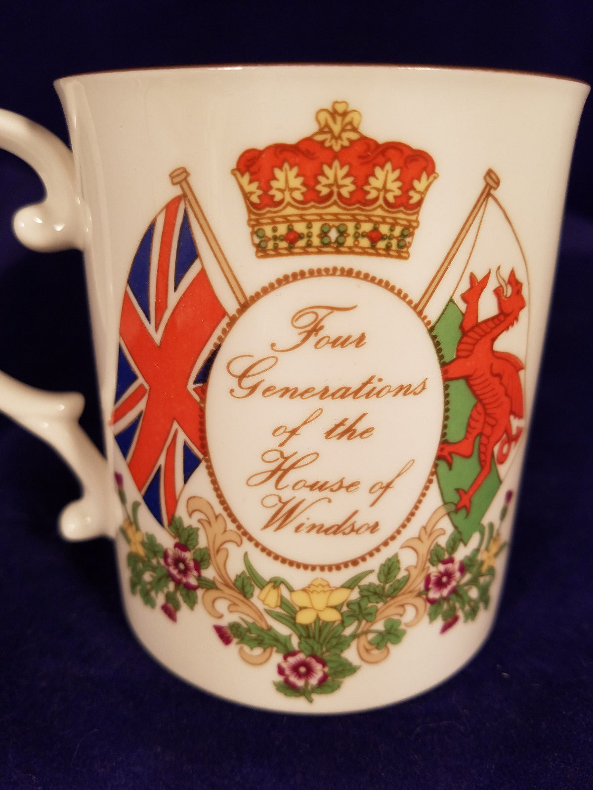 Bone china mug England commemorating Four Generations Royal Family