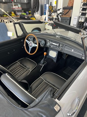image 5 of interior