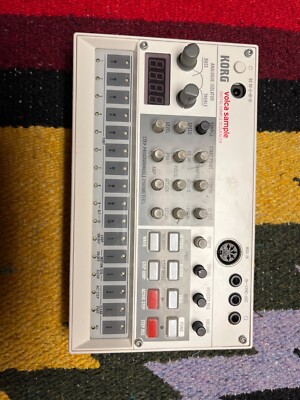 KORG VOLCA SAMPLE WITH POWER SUPPLY - WORKS PERFECT, HARDLY USED