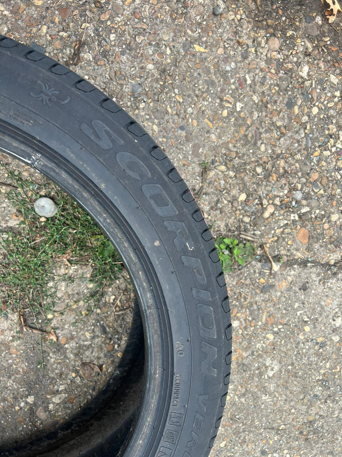 255 45 20 Pirelli, Scorpion Verde AO, 101W, x2 A Pair 6.0mm  (F1_tyres) FO YD024