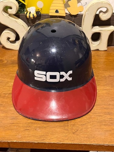 Vintage Chicago White Sox Baseball Adjustable 80s Batting Helmet MLB Souvenir