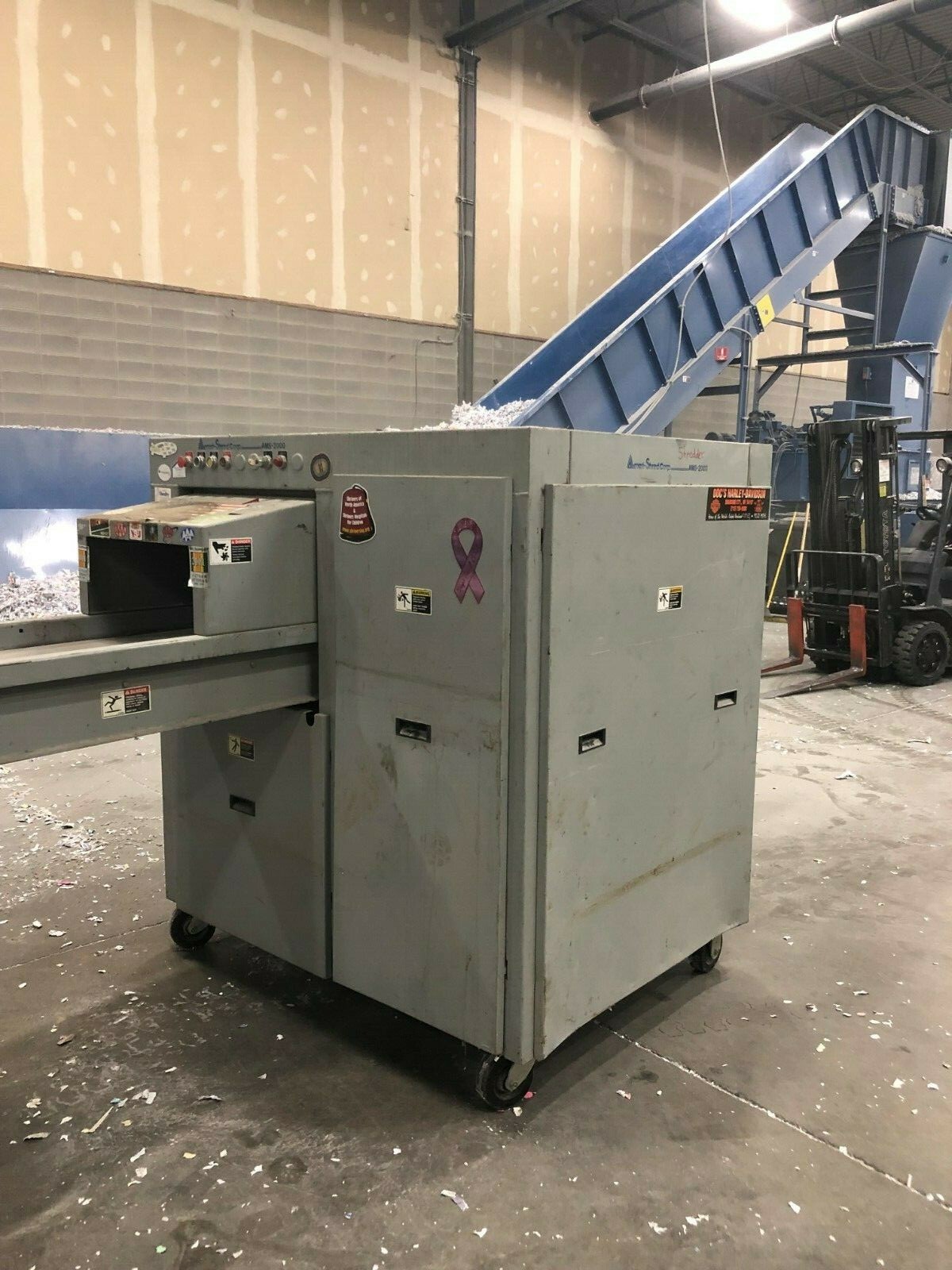 Ameri-Shred  AMS-2000 Paper Shredder