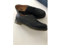 dr martens occupational 8249