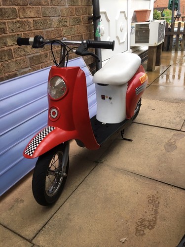 Razor Pocket Mod Bella Girls Electric Ride On Bike Scooter Moped Pink