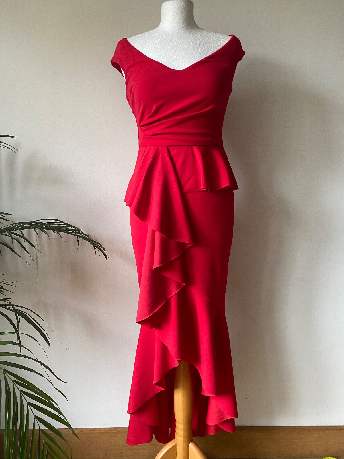 City Goddess OFF THE SHOULDER Mermaid Mixi Length Size 8 Red - Picture 2 of 4