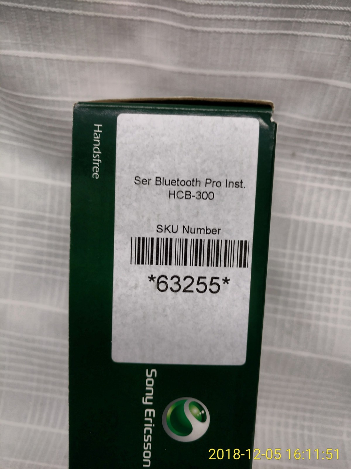 NEW Sony Ericsson Bluetooth Car Kit Handsfree HCB-300 Speaker, Microphone