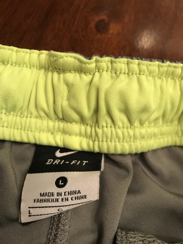 Boys Nike Athletic Shorts Size Large Gray And Red