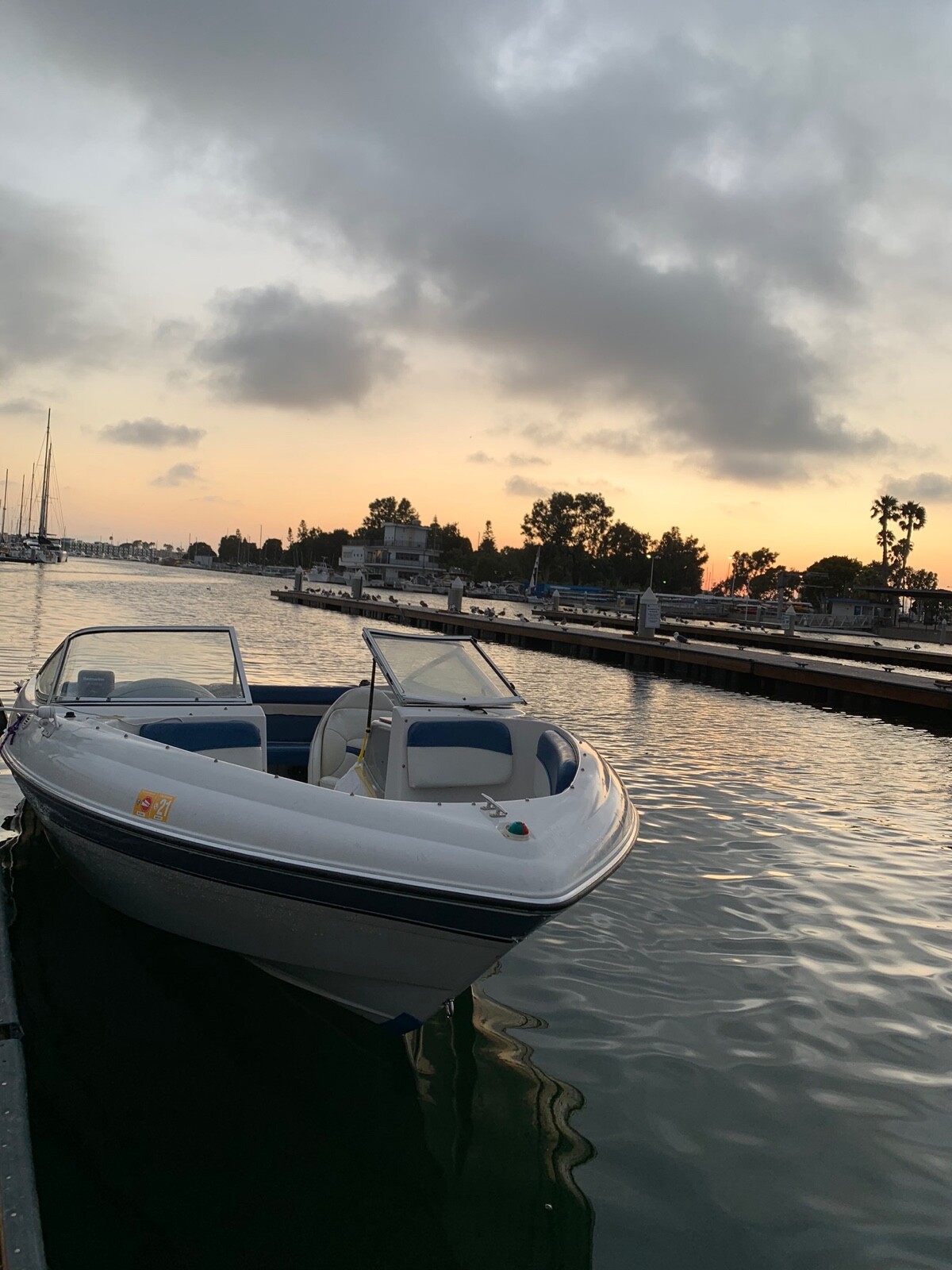2000 four Winns 180 horizon with matching trailer And boat cover
