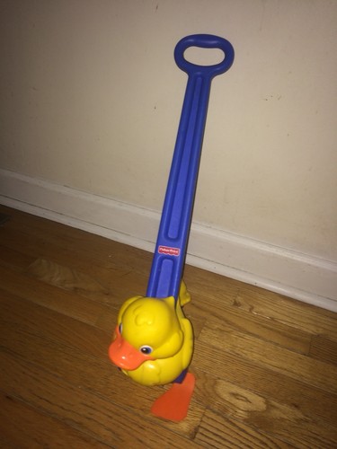 WADDLE DUCK PUSH TOY QUACKS CHILDREN/TODDLER