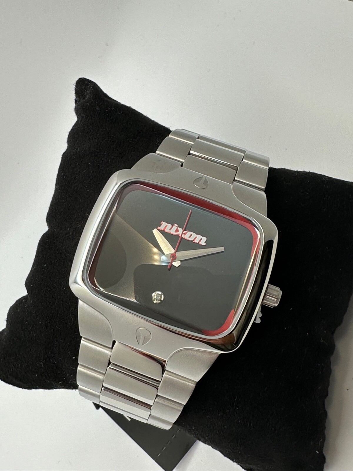 Pre-owned Nixon 25th Anniversary Player Limited Edition Diamond Watch A140-1263