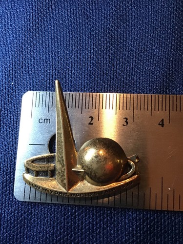 1939 New York Worlds Fair Pin Brooch With Locket Vintage Estate