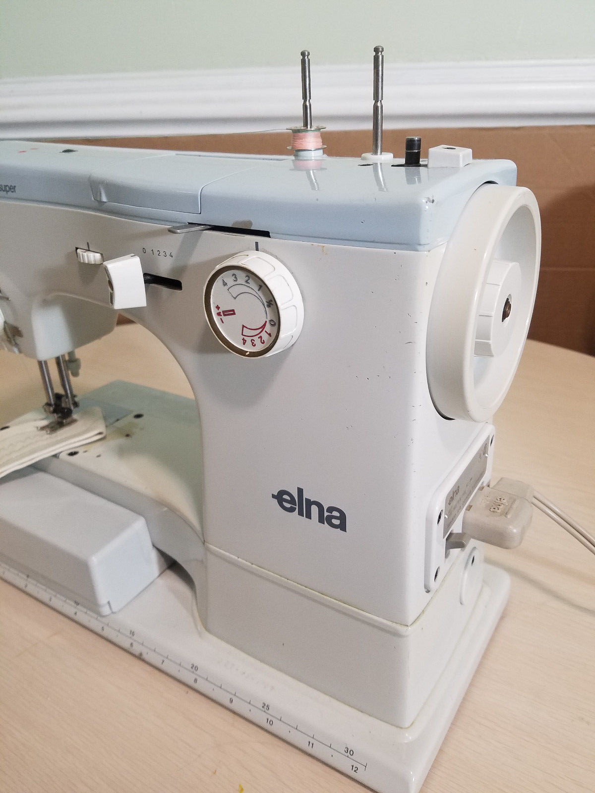 ElnaSuper Tavaro 62C Elna Superr Sewing Machine WORKS GREAT