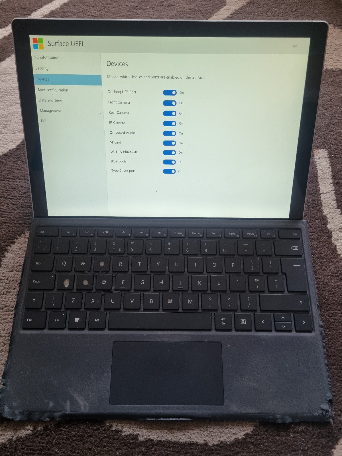 T*s様 Microsoft Surface Pro4 4G128G おまけキー T*s様