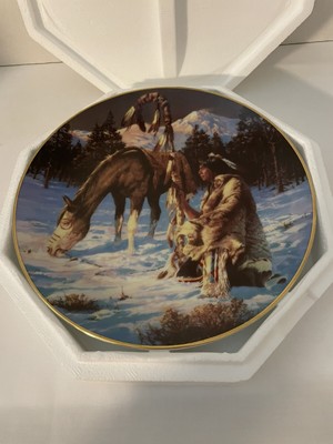 Used Collectible Plate, ''Twilights Last Gleaming'' Last Warriors plate collection