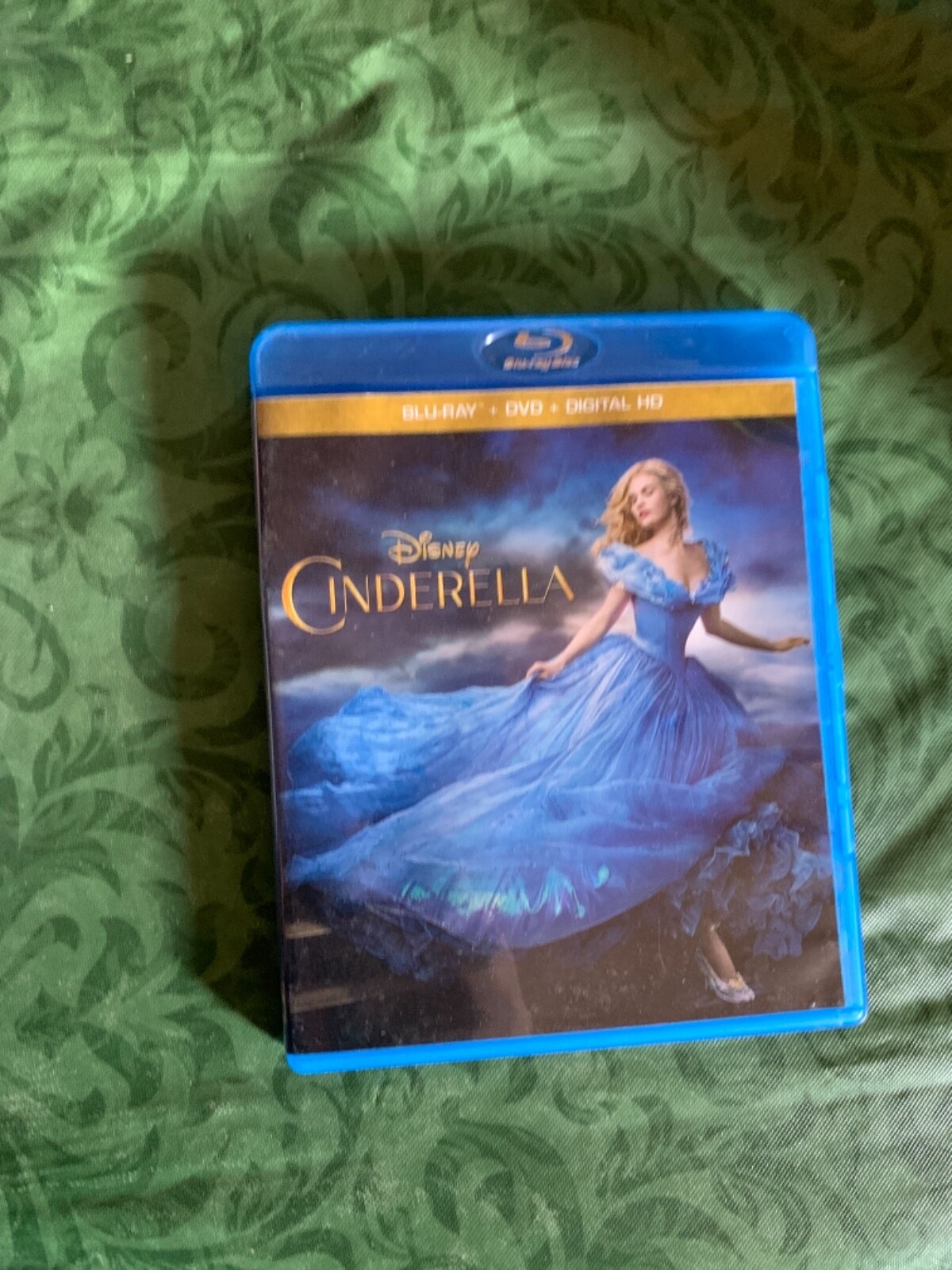 (未使用･未開封品)Cinderella/Queen Bee [DVD] Sony Pictures Cinderella Live Action (DVD) - Music