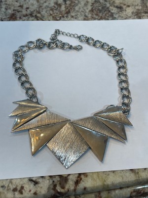 SILVER TONE GEOMETRIC ADJUSTABLE 18 IN NECKLACE