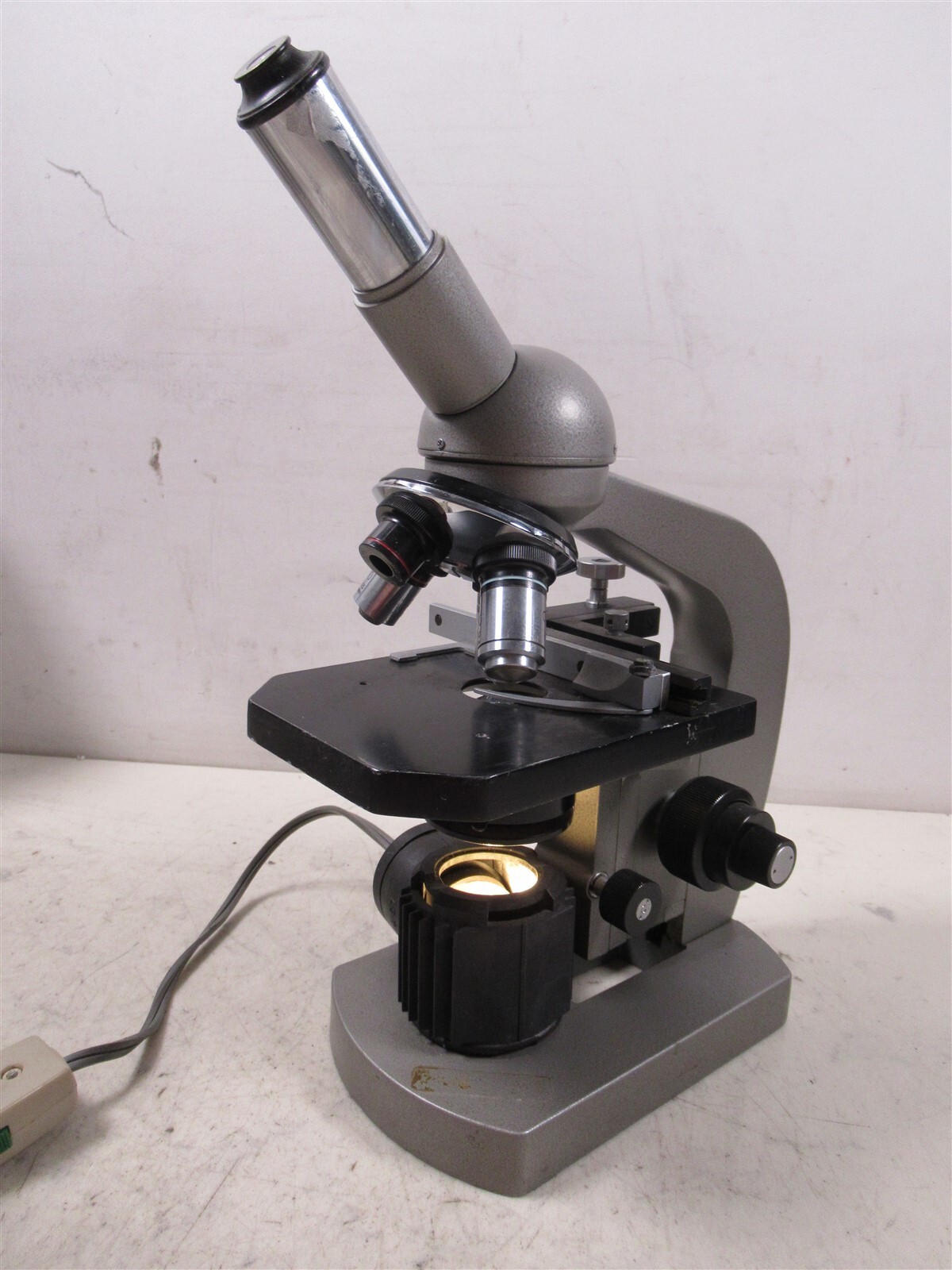 Olympus Model K Monocular Microscope & 4 Objective Lenses w/ Eyepiece Vintage Olympus Model K Monocular Microscope & 4 Objective Lenses w/ Eyepiece Vintage