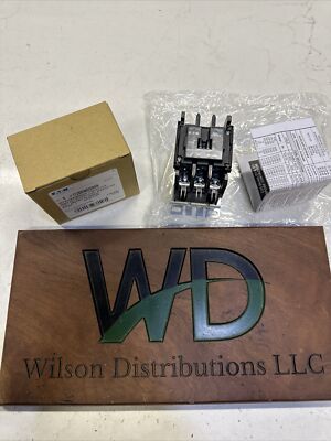 Eaton Definite Purpose Contactor, 3P, 30A, 208-240VAC Coil, 600VAC (C25DND330B)