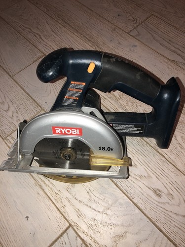 Ryobi Saw 18.0v Has No Battery, used for cutting wood.