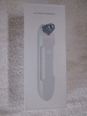 EZBASICS BLACKHEAD REMOVER - PORE VACUUM FACIAL CLEANSER