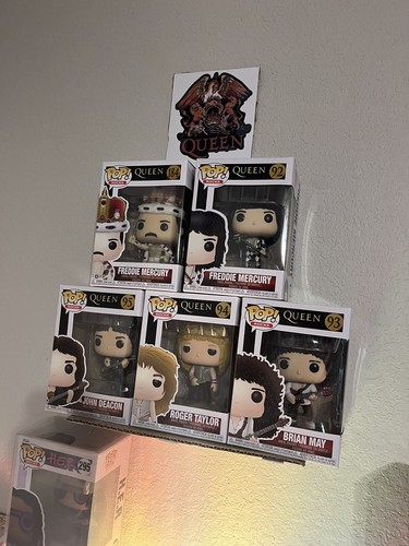 QUEEN - BAND CREST - STICKER - BRAND NEW - MUSIC BAND S-8660 | eBay