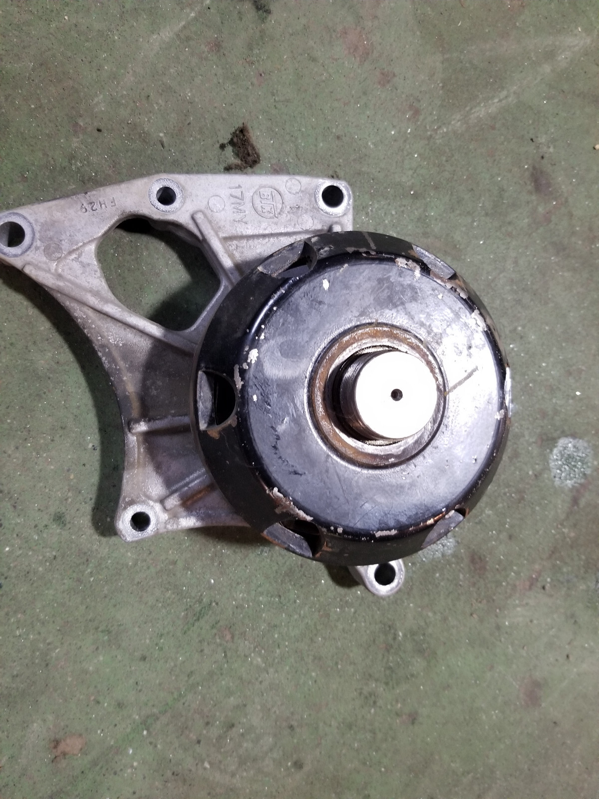 L5P 6.6L DURAMAX GM 2020-2023 GM Fan Pulley 12714129 - Picture 1 of 6