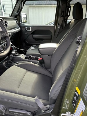 image 3 of interior