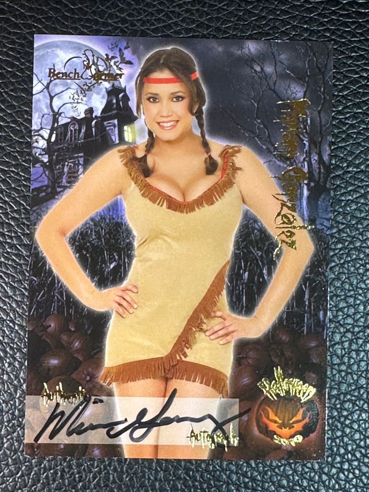2010 Bench Warmer Halloween Miriam Gonzalez Auto Autograph
