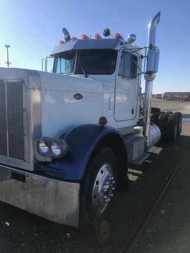 1986 Peterbilt 359 Tandem Axle W/ 1991 Fontaine 50-Ton 3 Axle Air Ride Lowboy