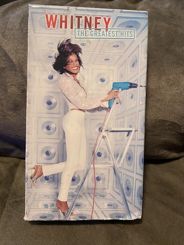 ホイットニー・ヒューストン ザ・グレイテスト・ヒッツ [VHS] WHITNEY The Greatest Hits VHS 2000 Whitney Houston 18 Songs