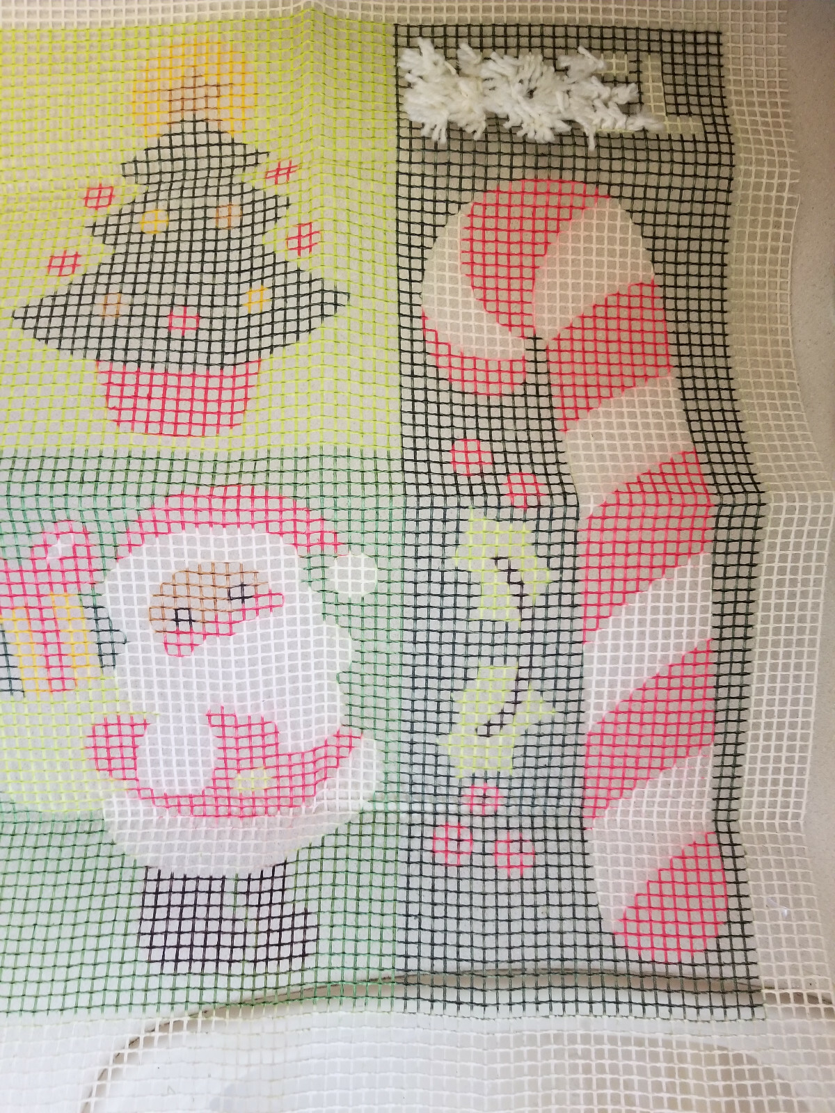 Malina Christmas Sampler Hook a Rug Kit  43/07 28