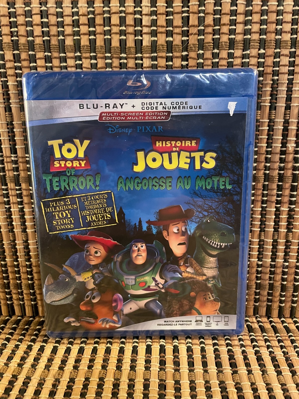 激レア　Toy Story of Terror! Amazon.com: Toy Story of Terror (Blu-ray) : Tom Hanks, Tim