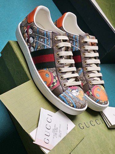 ◆希少コラボ品【Gucci x Disney】Ace スニーカー Donald Duck GUCCI X DISNEY GG Supreme Monogram Web Donald Duck Womens