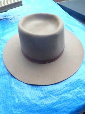 akubra