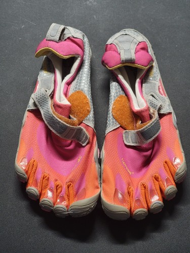 【Zoi】Le Yucca's U-Tip 39 vibram Furoshiki Yuwa Black | Unisex | Vibram