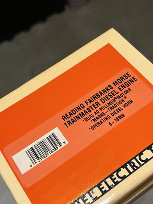 Lionel 'O' 3-Rail #6-18309 Reading Fairbanks Morse Trainmaster Diesel Loco -NIB