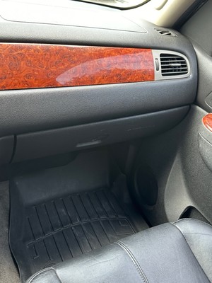image 3 of interior