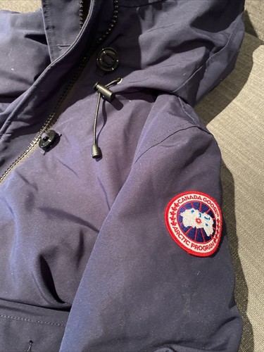 NEW Canada Goose Rideau Parka,S,CANADA,Down,Navy, Bleu,Hood,Jacket,LOGO,Coat,NWT