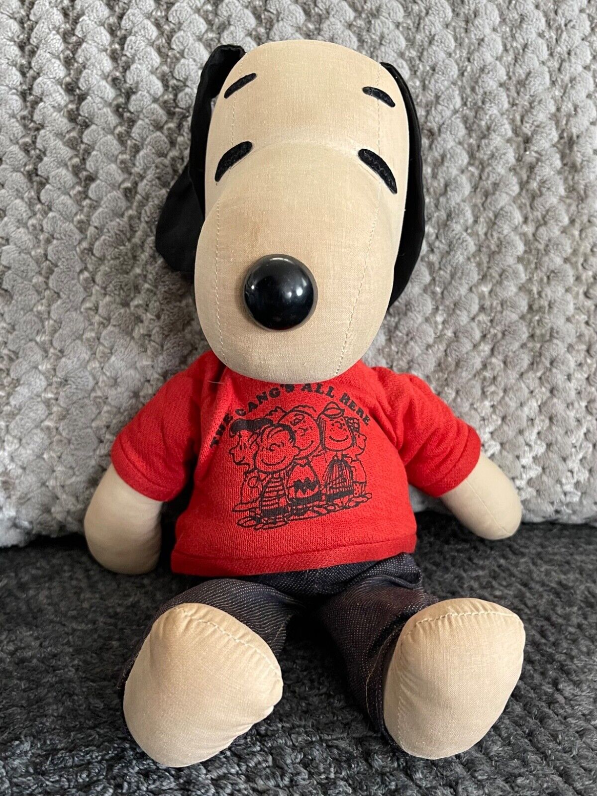 Snoopy doll 15” Vintage 1968 Cloth with original clothes Snoopy doll 15” Vintage 1968 Cloth with original clothes