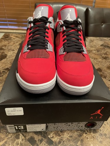 toro 4s size 7
