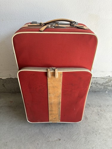 _12.JPG?set_id=880000500F